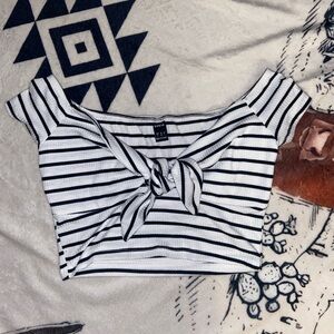 SHEIN Black & White Striped Cropped Top